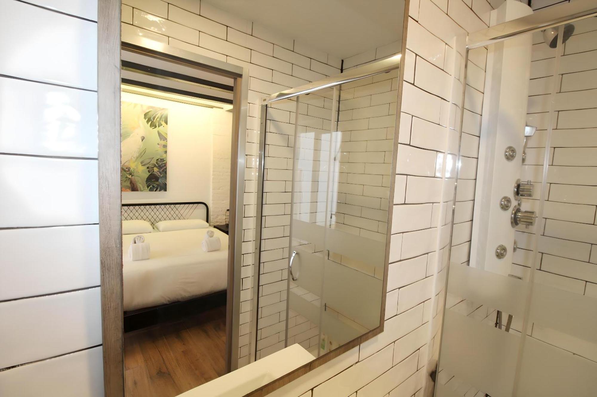 Increible Apartamento Con Terraza Al Lado De Torres De Quart Valencia Eksteriør billede